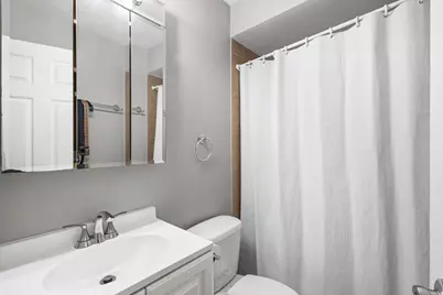 3201 W Balmoral Avenue #301, Chicago, IL 60625 - Photo 17