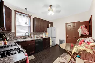 1440 E 76th St, Chicago, IL 60619 - Photo 17