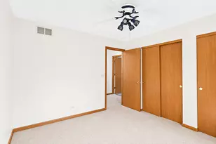 360 Thomas Dr, West Chicago, IL 60185 - Photo 35