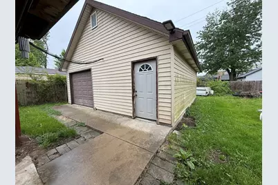 141 S Oakdale Avenue, Kankakee, IL 60901 - Photo 9