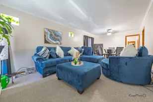 8725 S Harper Ave, Chicago, IL 60619 - Photo 5