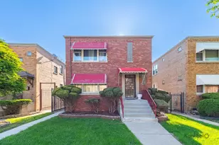 8725 S Harper Ave, Chicago, IL 60619 - Photo 1