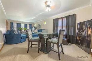 8725 S Harper Ave, Chicago, IL 60619 - Photo 7