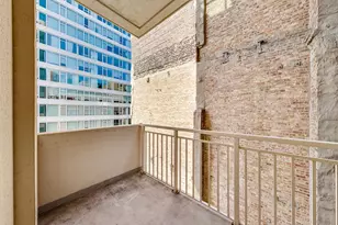 170 W Polk St, Chicago, IL 60605 - Photo 17