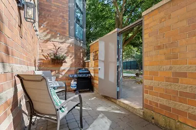 950 W Berwyn Avenue #3, Chicago, IL 60640 - Photo 29