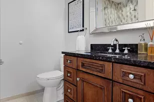 950 W Berwyn Ave, Chicago, IL 60640 - Photo 21