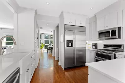 950 W Berwyn Avenue #3, Chicago, IL 60640 - Photo 13