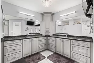 10718 Hollow Tree Rd, Orland Park, IL 60462 - Photo 21