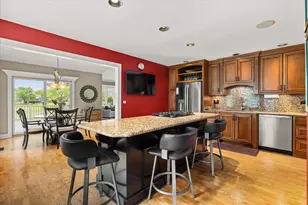 10718 Hollow Tree Rd, Orland Park, IL 60462 - Photo 13