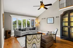 10718 Hollow Tree Rd, Orland Park, IL 60462 - Photo 9