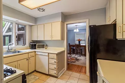 745 Greenview Place, Lake Forest, IL 60045 - Photo 5