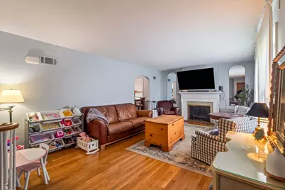 745 Greenview Place, Lake Forest, IL 60045 - Photo 11