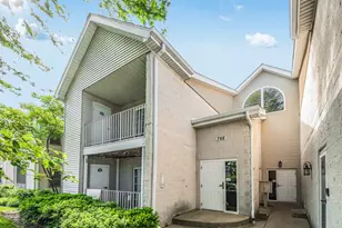 798 N Gary Ave, Carol Stream, IL 60188 - Photo 1