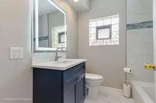 10072 Drury Ln, Westchester, IL 60154 - Photo 19
