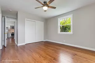 10072 Drury Ln, Westchester, IL 60154 - Photo 13