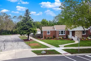 10072 Drury Ln, Westchester, IL 60154 - Photo 39