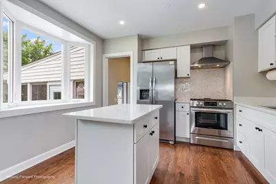 10072 Drury Lane, Westchester, IL 60154 - Photo 9