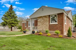 10072 Drury Ln, Westchester, IL 60154 - Photo 41