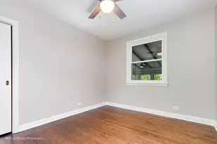 10072 Drury Ln, Westchester, IL 60154 - Photo 17