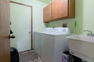 607 Flanagan Dr, Minooka, IL 60447 - Photo 15
