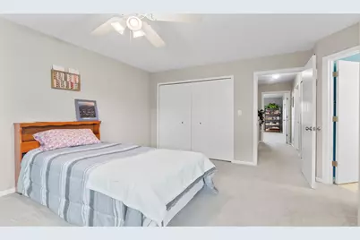 2060 Crossing Court, Lombard, IL 60148 - Photo 15