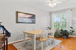 2060 Crossing Ct, Lombard, IL 60148 - Photo 5