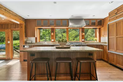 62 E Surrey Lane, Barrington Hills, IL 60010 - Photo 3