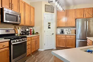 1883 Crenshaw Cir, Vernon Hills, IL 60061 - Photo 23