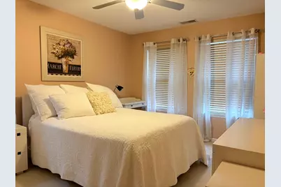 1883 Crenshaw Circle, Vernon Hills, IL 60061 - Photo 19