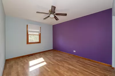 130 Canton Lane, Streamwood, IL 60107 - Photo 9