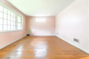 1928 N 72nd Ct, Elmwood Park, IL 60707 - Photo 5