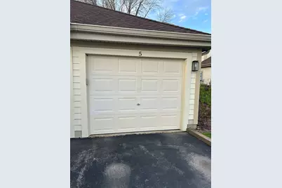 823 E Coach Road #5, Palatine, IL 60074 - Photo 17