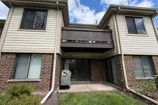 823 E Coach Rd, Palatine, IL 60074 - Photo 15