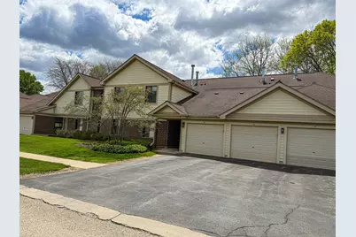 823 E Coach Road #5, Palatine, IL 60074 - Photo 1