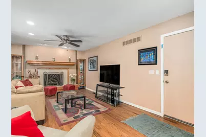 1813 Clyde Drive, Naperville, IL 60565 - Photo 19