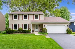 1813 Clyde Dr, Naperville, IL 60565 - Photo 1