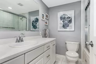 1813 Clyde Dr, Naperville, IL 60565 - Photo 27