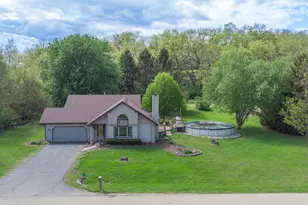4973 E Lawnside Dr, Byron, IL 61010 - Photo 25