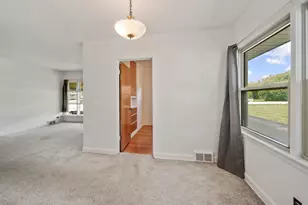 4N365 9th Ave, Addison, IL 60101 - Photo 13