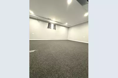 9237 S Paxton Avenue #1, Chicago, IL 60617 - Photo 3