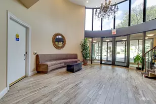 190 S Wood Dale Rd, Wood Dale, IL 60191 - Photo 5