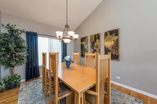 206 Chesapeake Bay, Winthrop Harbor, IL 60096 - Photo 7
