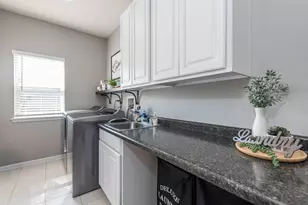 206 Chesapeake Bay, Winthrop Harbor, IL 60096 - Photo 19