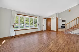 1354 Rivard Dr, Bourbonnais, IL 60914 - Photo 3