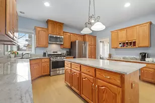520 N Veterans Pkwy, Addison, IL 60101 - Photo 9