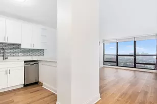 1540 N La Salle Dr, Chicago, IL 60601 - Photo 11