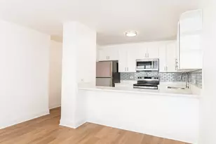 1540 N La Salle Dr, Chicago, IL 60601 - Photo 7