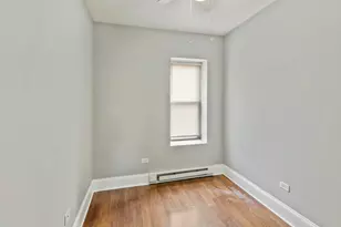 115 N Hickory St, Joliet, IL 60435 - Photo 5