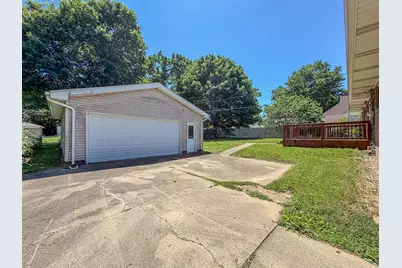 626 Bryan Avenue, Danville, IL 61832 - Photo 31
