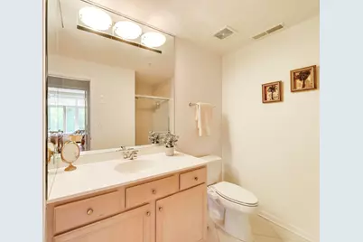 445 Village Green #308, Lincolnshire, IL 60069 - Photo 13